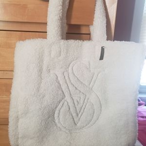 VS tote